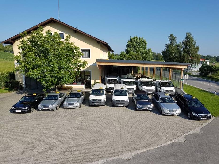 Bilder Taxi Ried - Hinterholzer