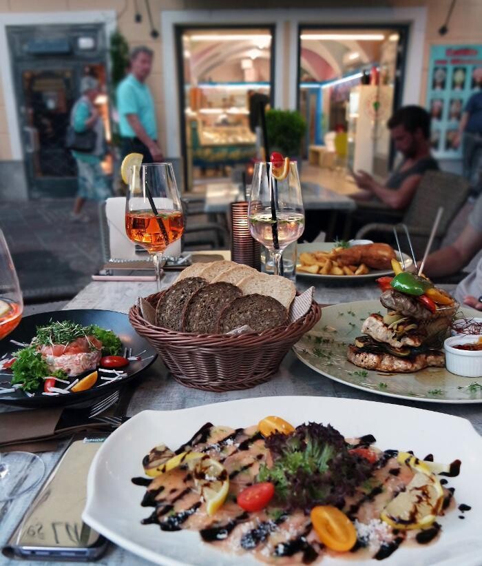 Bilder Restaurant Goldenes Lamm Villach