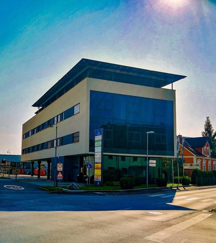 Bilder UNIQA GeneralAgentur Hödl & Kfz Zulassungsstelle