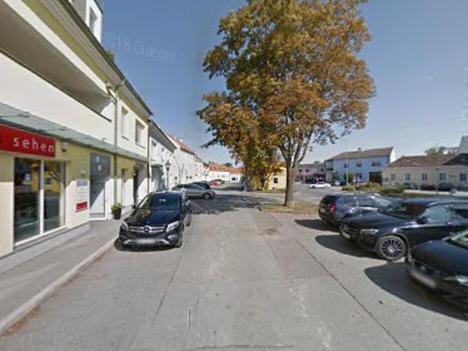 Bilder UNIQA GeneralAgentur Larcher Peter & Kfz Zulassungsstelle