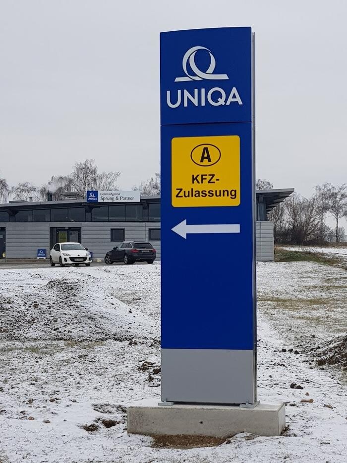 Bilder UNIQA GeneralAgentur Sprung & Partner KG & Kfz Zulassungsstelle
