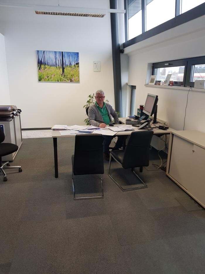 Bilder UNIQA GeneralAgentur Sprung & Partner KG & Kfz Zulassungsstelle