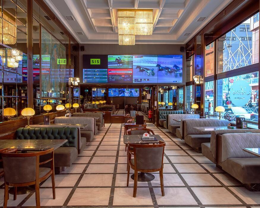 Bilder Ascot - ADMIRAL Sportsbar