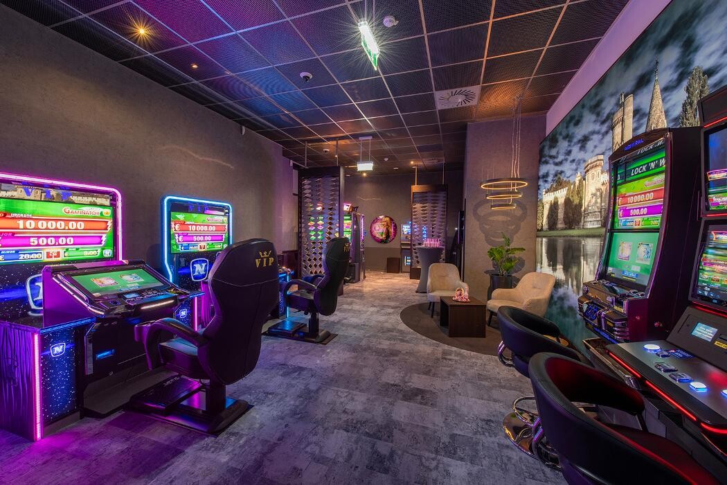 Bilder ADMIRAL Sportsbar NOVO Park