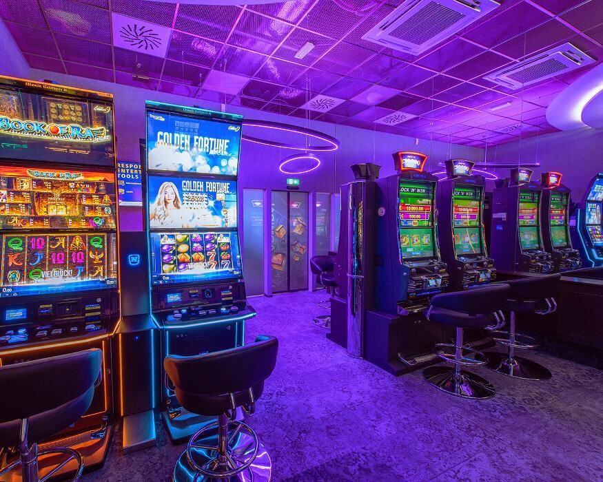 Bilder ADMIRAL Sportsbar SCS-Multiplex