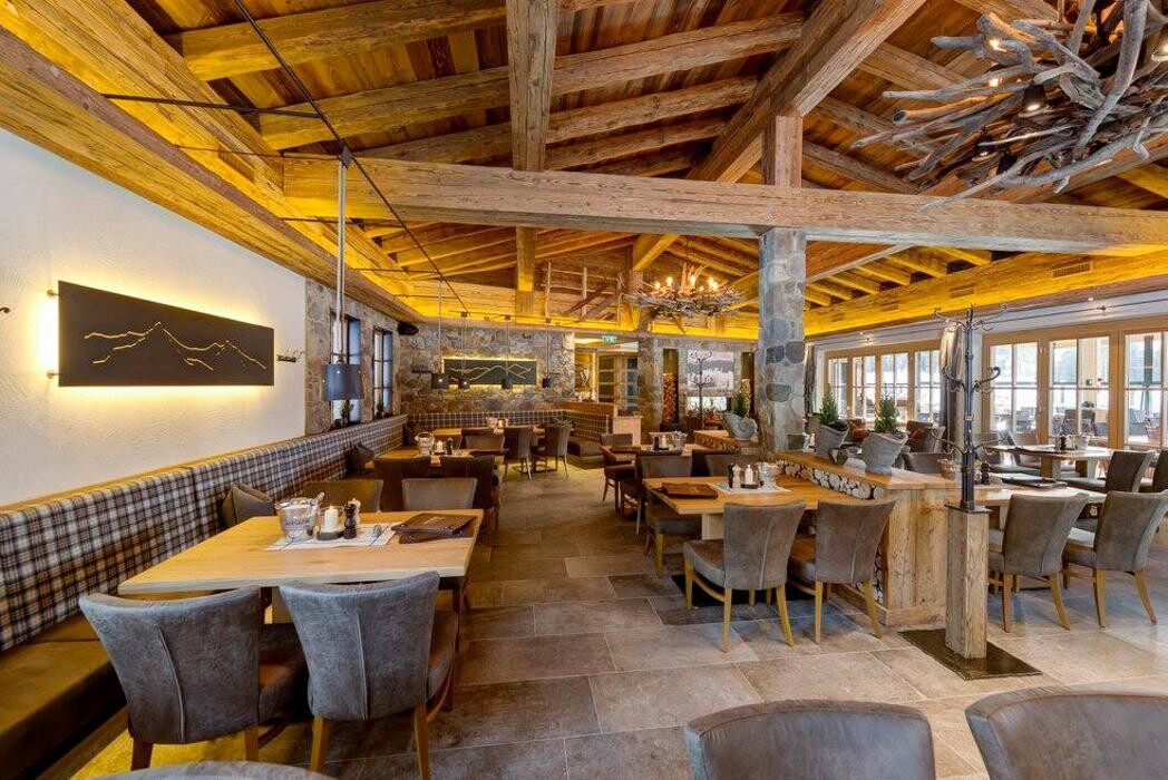 Bilder Fifex Fliesen & Öfen Handels GmbH