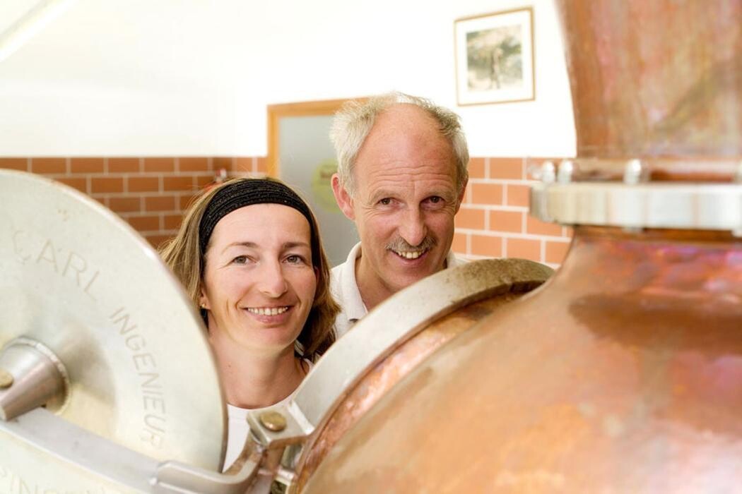 Bilder Edelbrennerei Kostenzer KG
