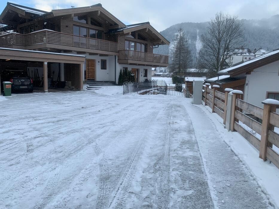 Bilder Philipp Daxauer - Holzschindeln & Schindeldach, Hausbetreuung & Winterdienst