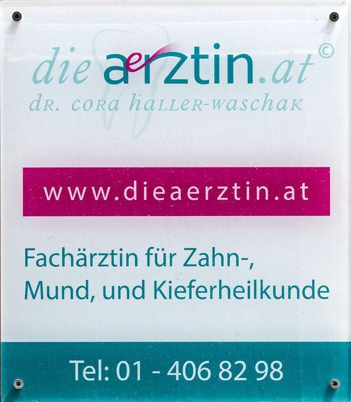 Bilder Ordination Dr. Cora Haller-Waschak