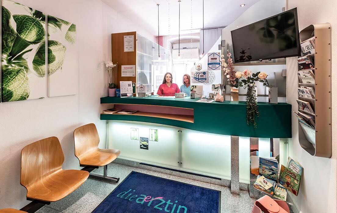 Bilder Ordination Dr. Cora Haller-Waschak