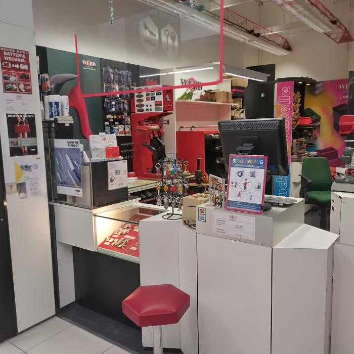 Bilder MISTER MINIT - Schlüsseldienst & Schuhreparatur