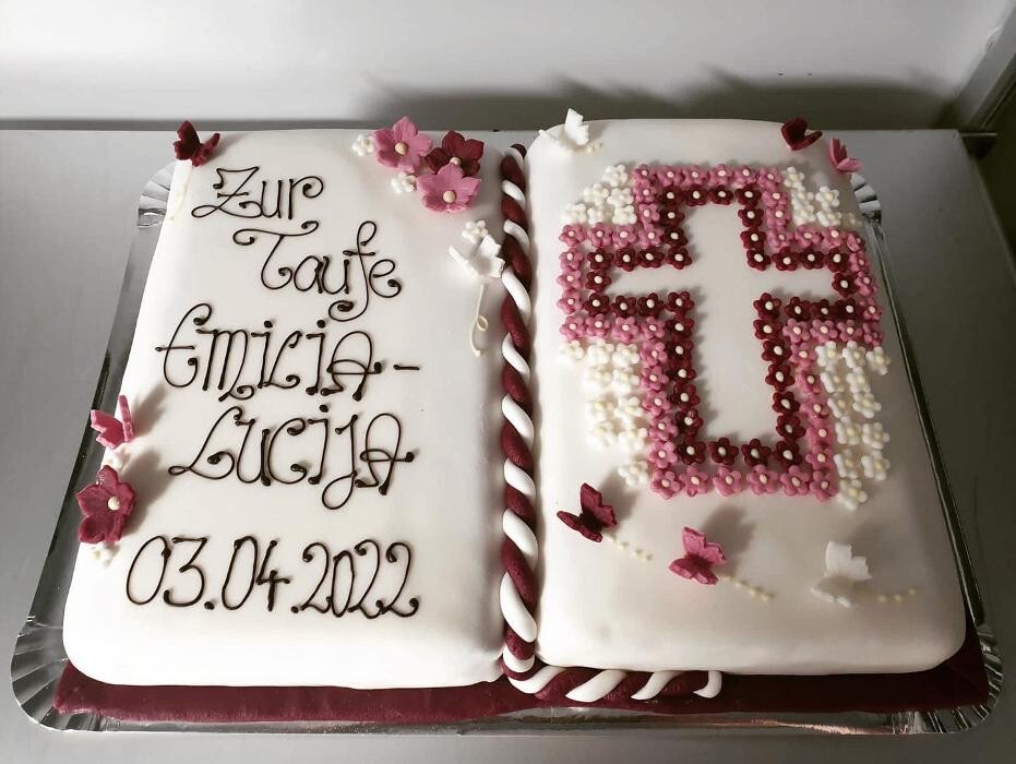 Bilder Julia´s Kuchenstüberl Volders