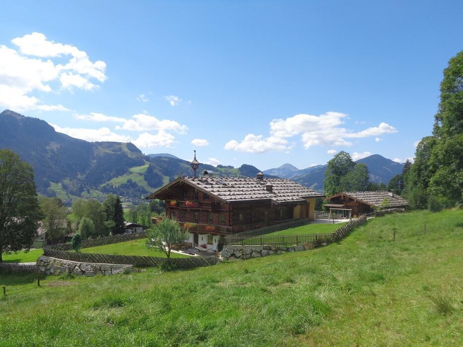 Bilder Peter Berger - Schindeldächer und Landschaftszäune in Kitzbühel