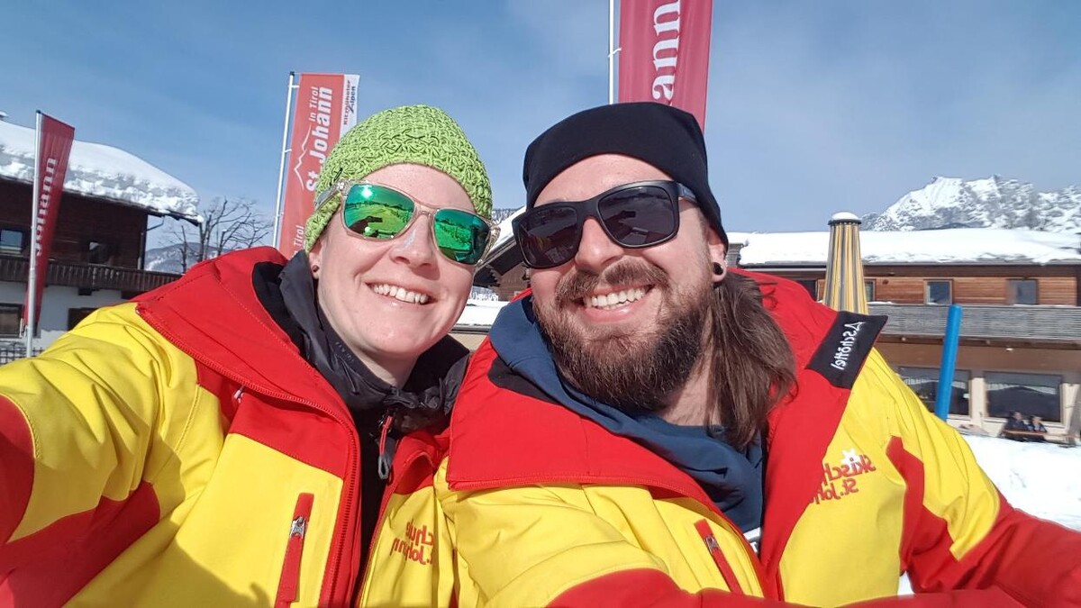 Bilder Skischule St. Johann in Tirol & Skiverleih Sport 2000 St. Johann in Tirol