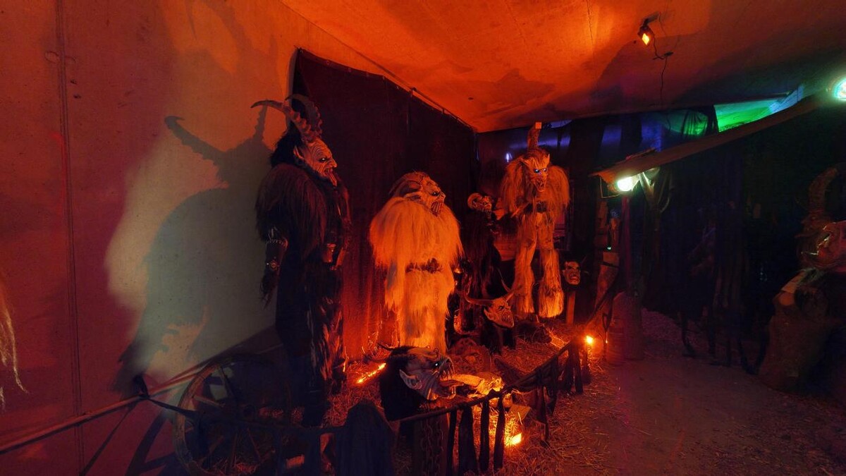 Bilder Krampusmuseum Kitzbühel