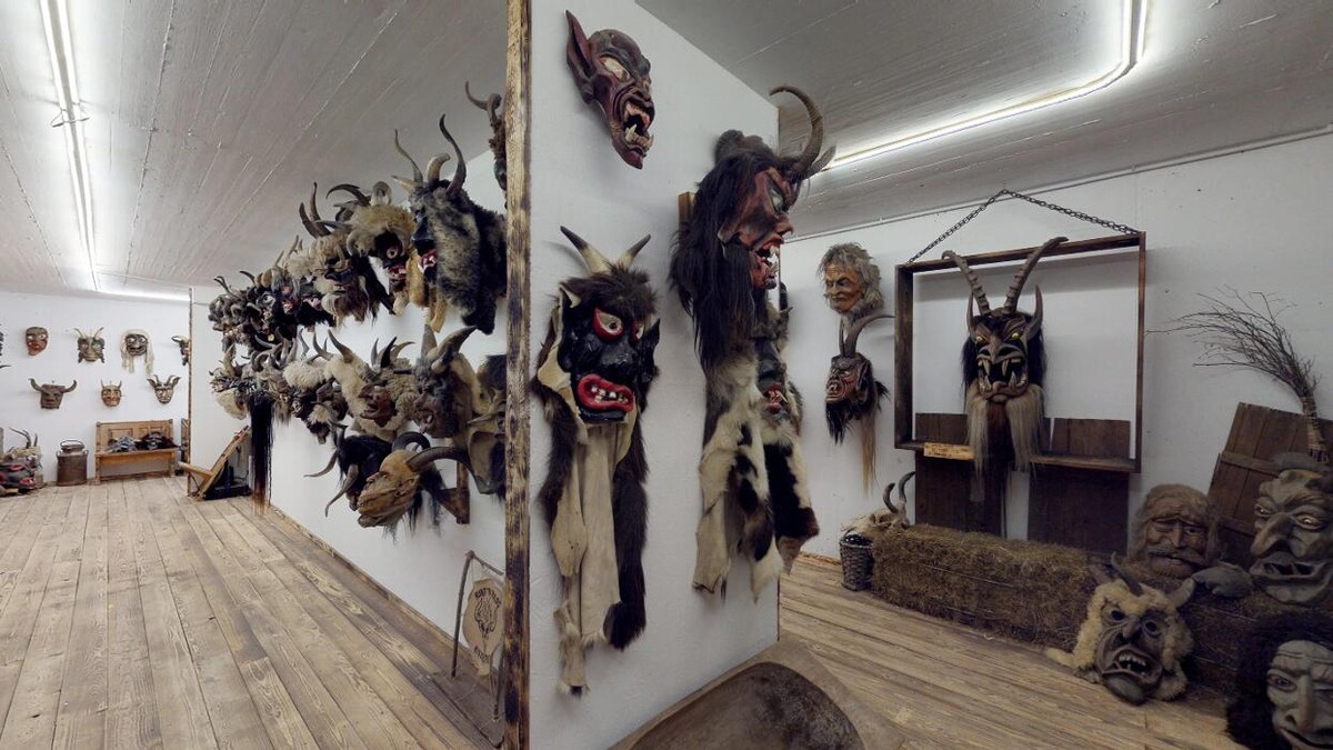 Bilder Krampusmuseum Kitzbühel