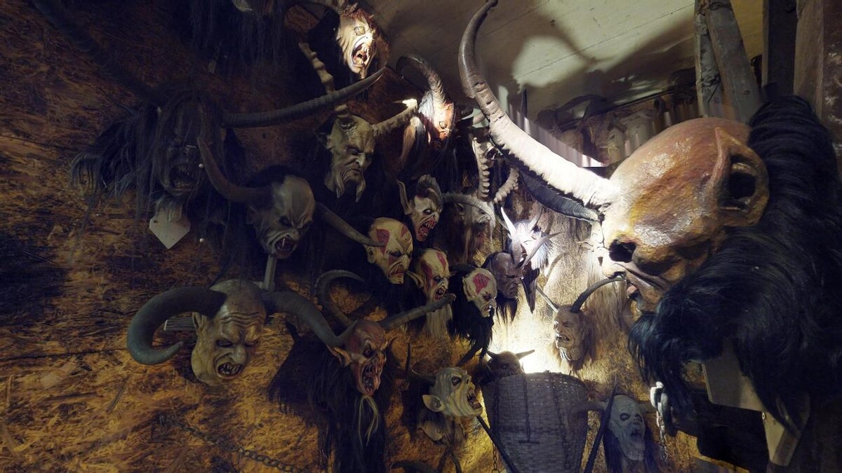 Bilder Krampusmuseum Kitzbühel