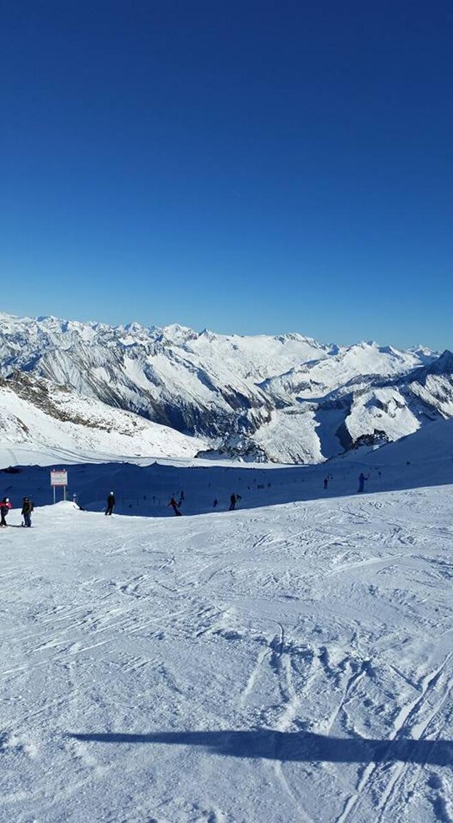 Bilder Alpin Schiverleih Zillertal-Fügen GmbH