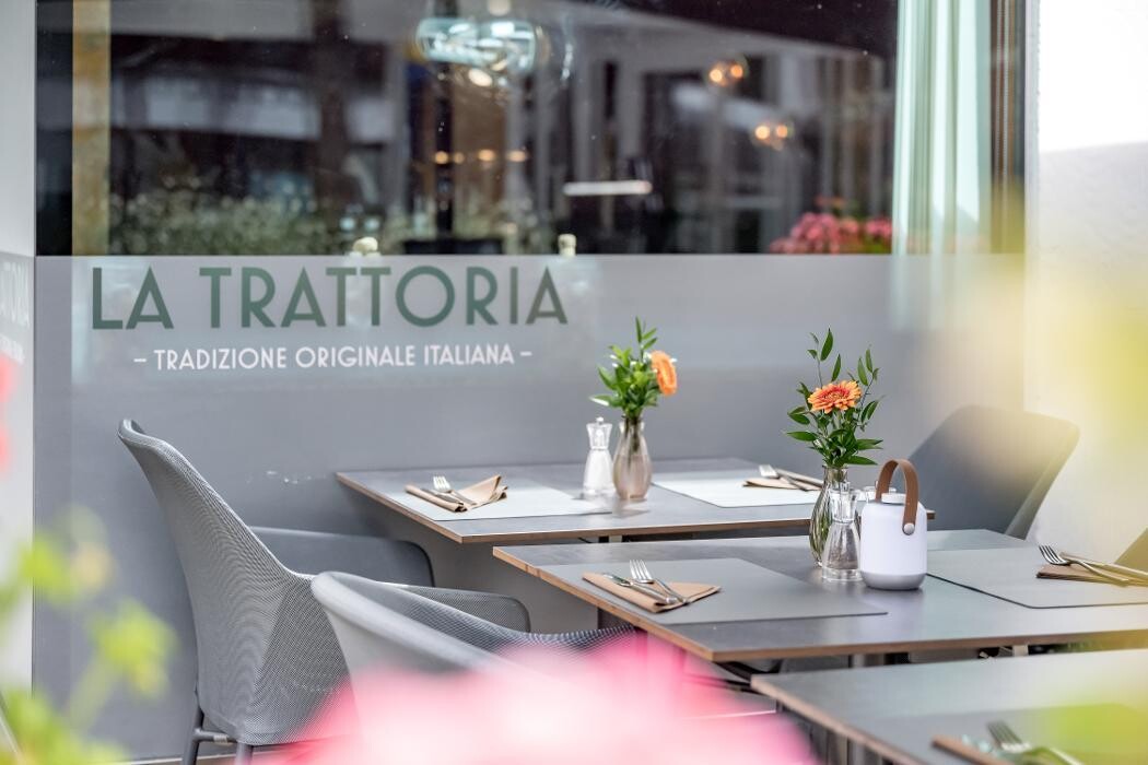 Bilder La Trattoria - Tradizione Originale Italiana