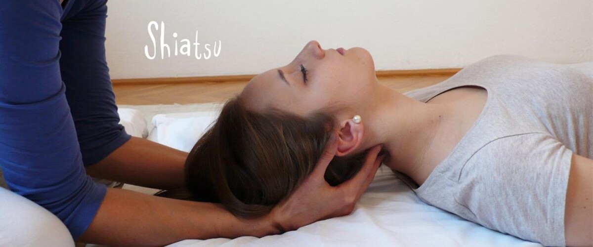Bilder Shiatsu Karoline Grün