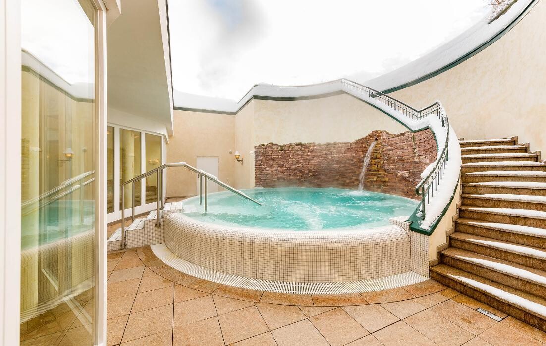 Bilder Wellnesshotel ...liebes Rot-Flüh