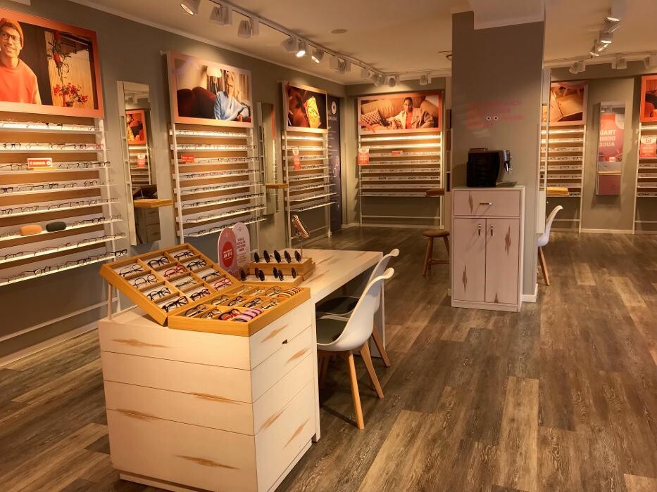 Bilder eyes + more - Optiker Wien, Meidlinger Hauptstraße