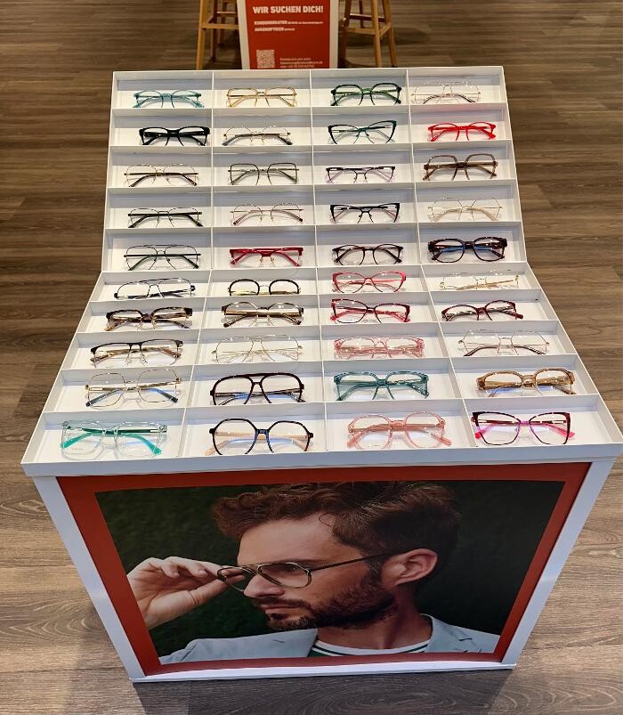 Bilder eyes + more - Optiker Wien, Stadion Center