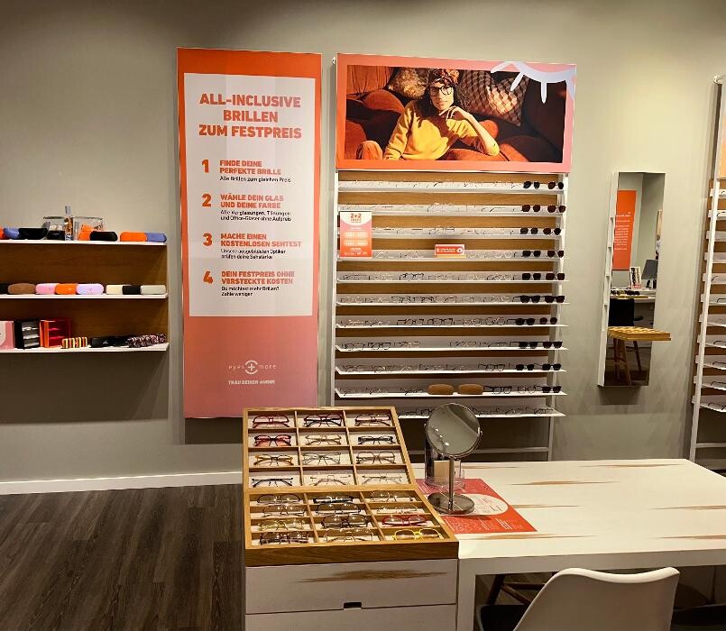 Bilder eyes + more - Optiker Wien, Stadion Center