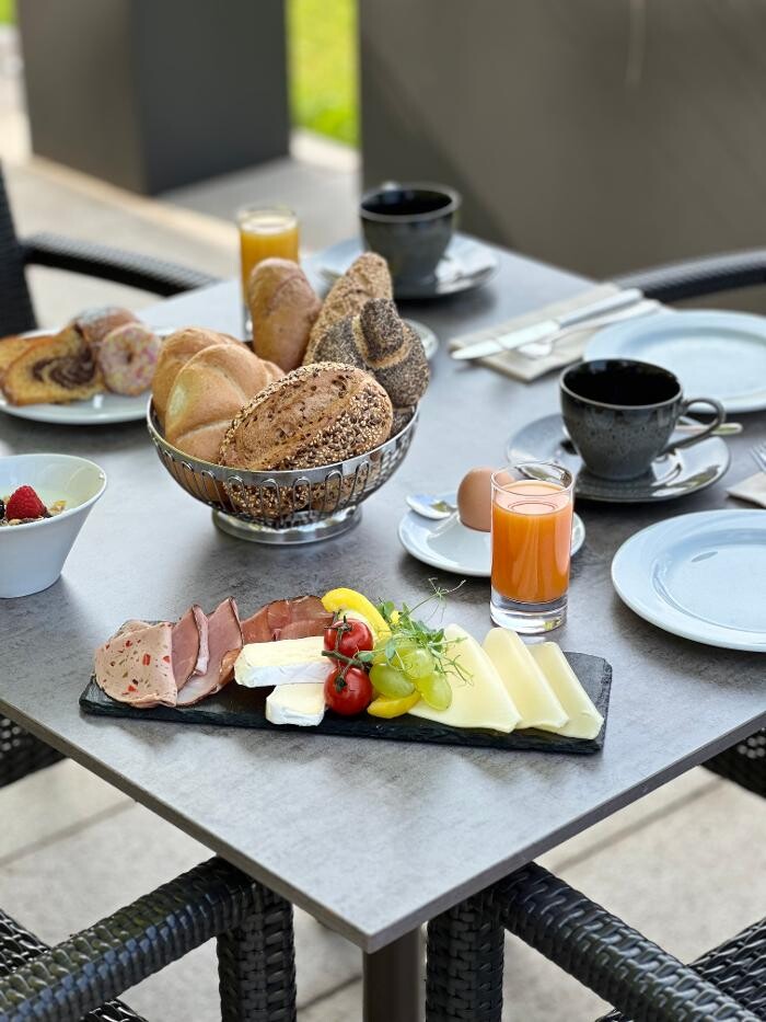 Bilder SCHÖNIS-Landhotel