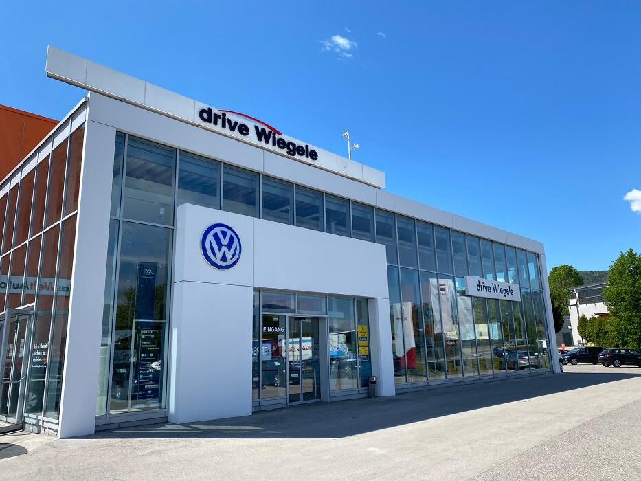 Bilder UNIQA Kfz Zulassungsstelle Wiegele