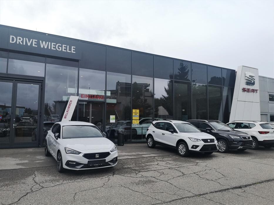 Bilder UNIQA Kfz Zulassungsstelle Wiegele