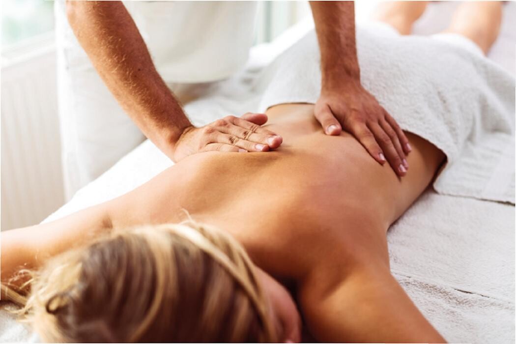 Bilder Mediküre - Die beste Maniküre, Fusspflege, Gesichtspflege, Haarentfernung und Massage in St. Johann in Tirol