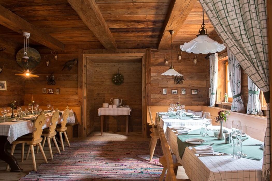 Bilder Hallerwirt - Restaurant & Appartements