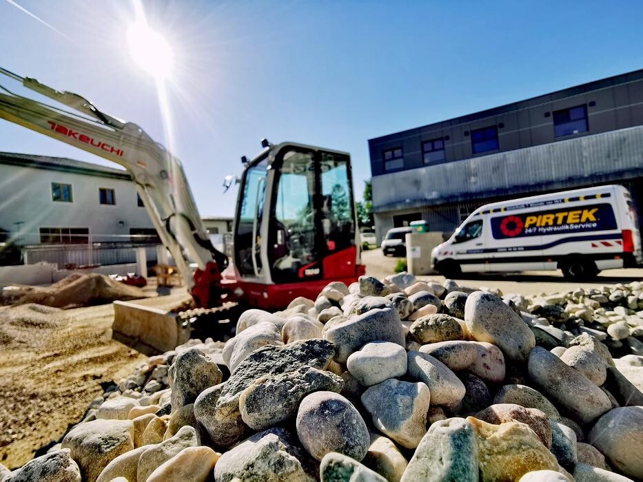 Bilder PIRTEK 24/7 mobiler HydraulikService Tirol