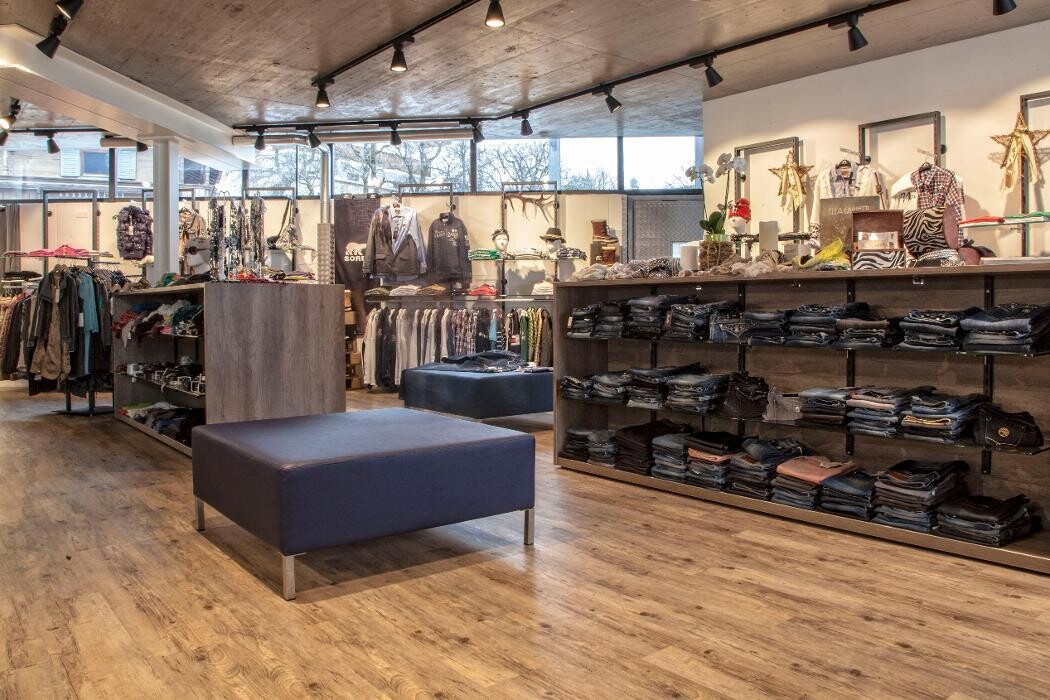 Bilder Sporthaus Edinger Söll Zentrum