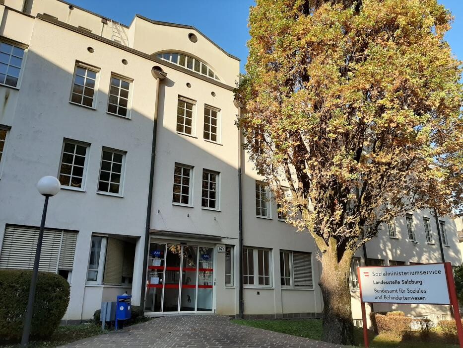 Bilder Ausländer/innen-Fachzentrum (AFZ) des AMS
