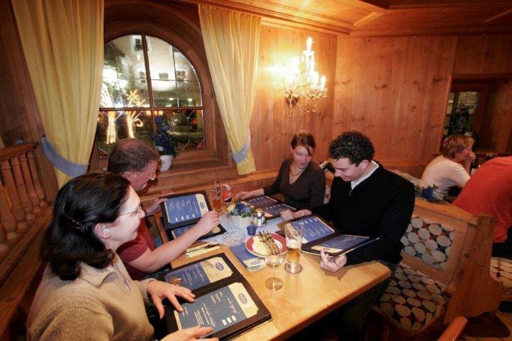 Bilder Restaurant Pizzeria Höllboden