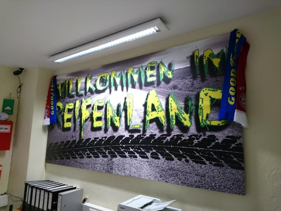 Bilder Reifenland OG