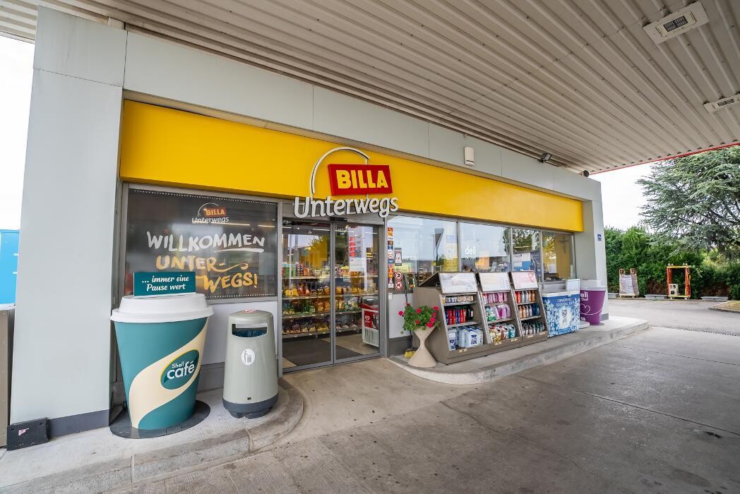 Bilder Shell Recharge Charging Station