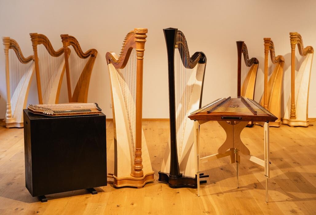 Bilder Mürnseer Musikinstrumentenbau