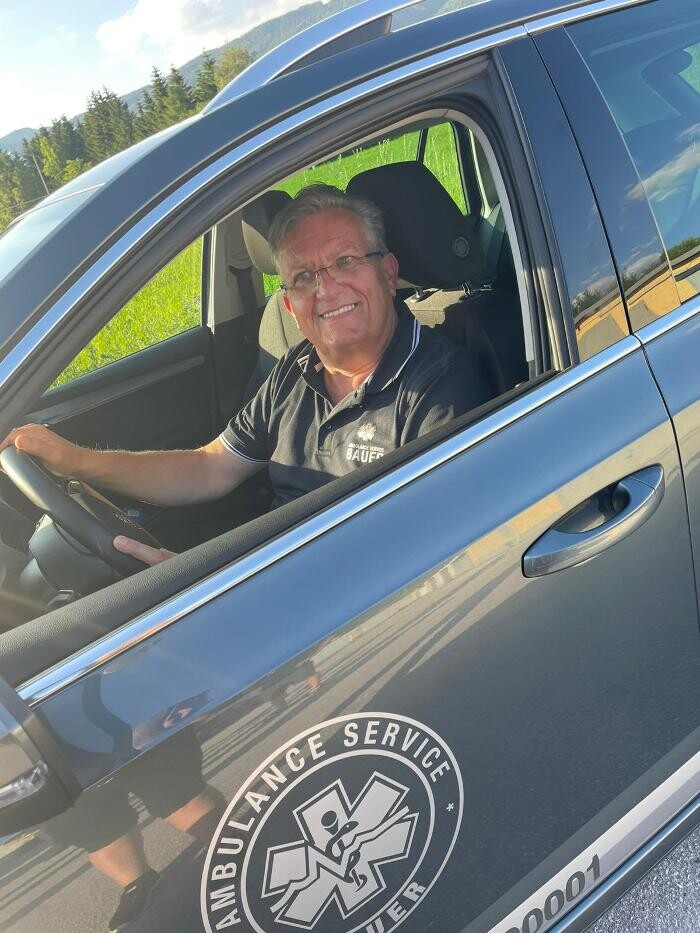 Bilder RENE RÖSSLER, KRANKENTRANSPORTE BAUER STANDORT LIEZEN