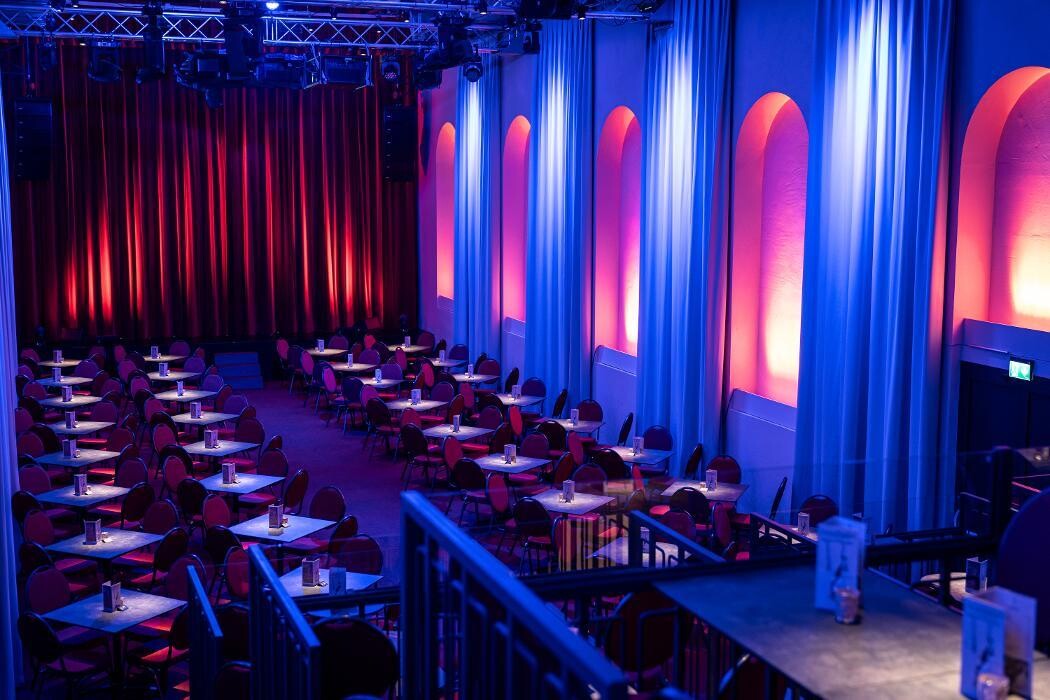 Bilder Papierfabrik Varieté Theater