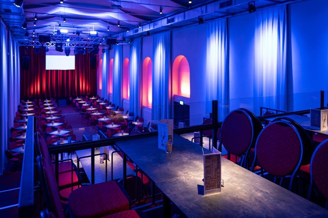 Bilder Papierfabrik Varieté Theater