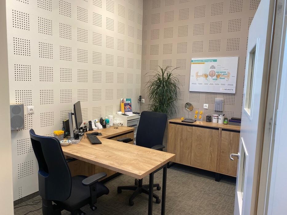 Bilder Neuroth - Hörgeräte und Gehörschutz