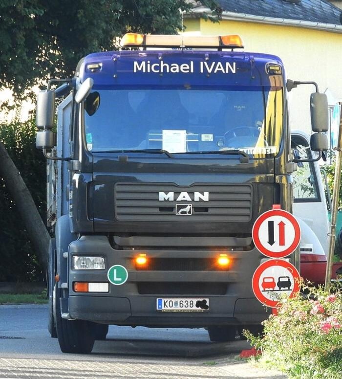 Bilder Michael Ivan Transport - Erdbau - Handel