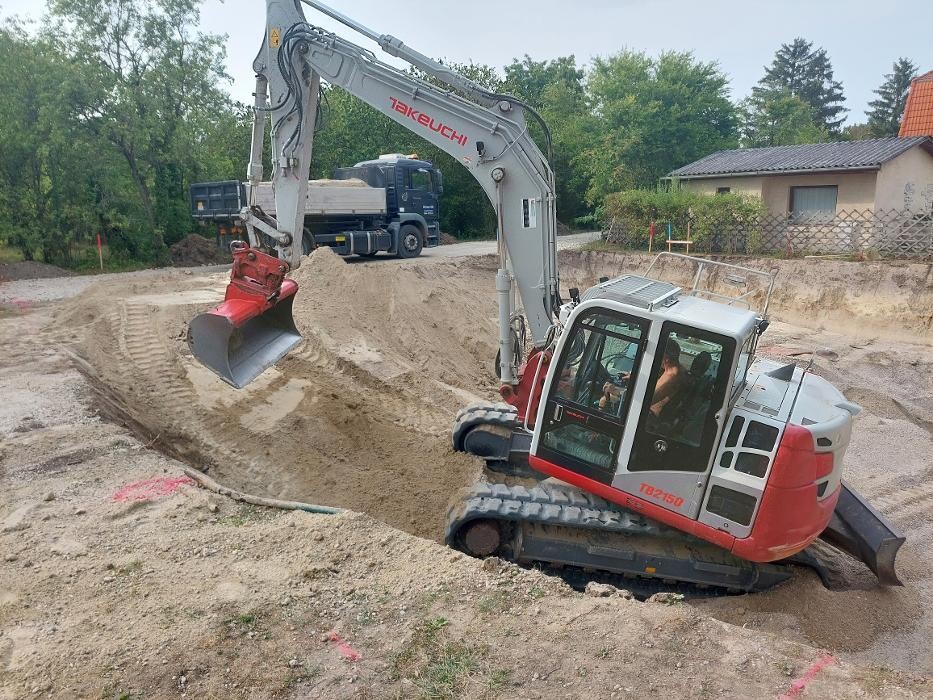 Bilder Michael Ivan Transport - Erdbau - Handel