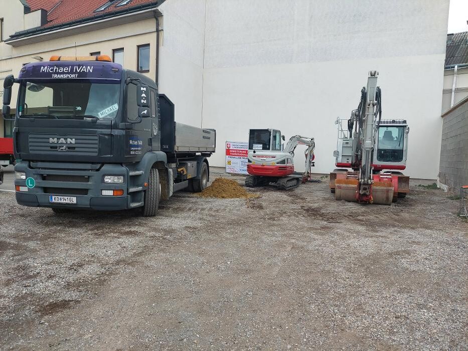 Bilder Michael Ivan Transport - Erdbau - Handel