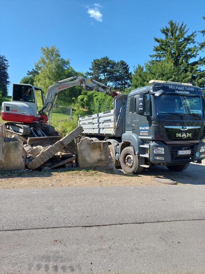 Bilder Michael Ivan Transport - Erdbau - Handel