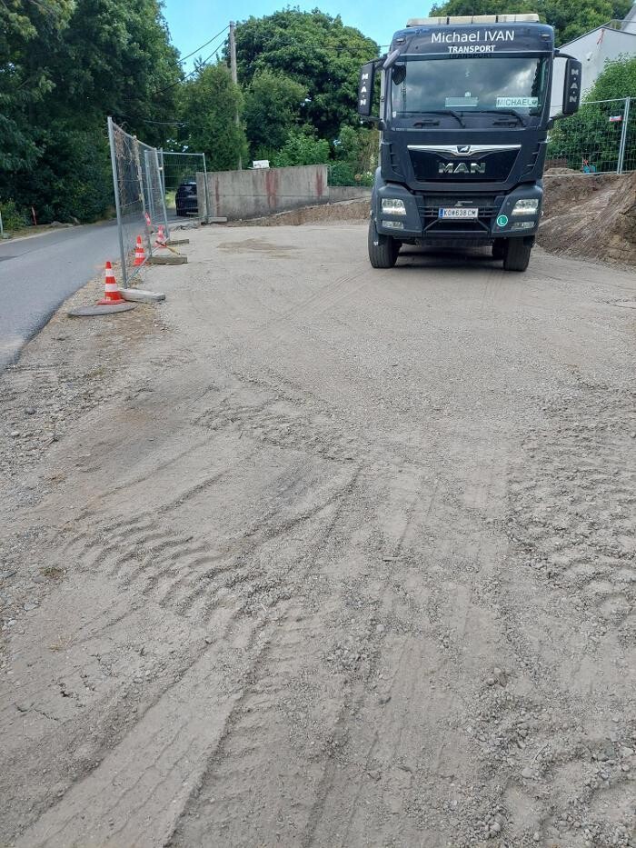 Bilder Michael Ivan Transport - Erdbau - Handel