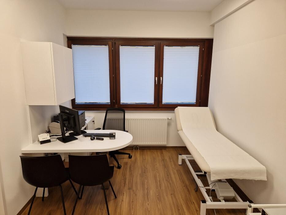 Bilder Hautarzt Dr.med.univ. Michael Skoll